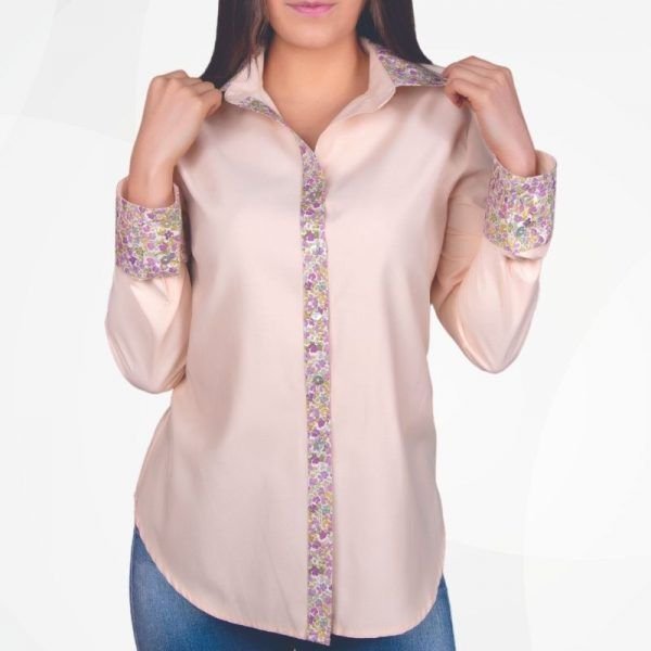 Alternative view of <b>ESTRELLA</b>, Camisa de mujer  100% algodón con detalles en cuello y puños.